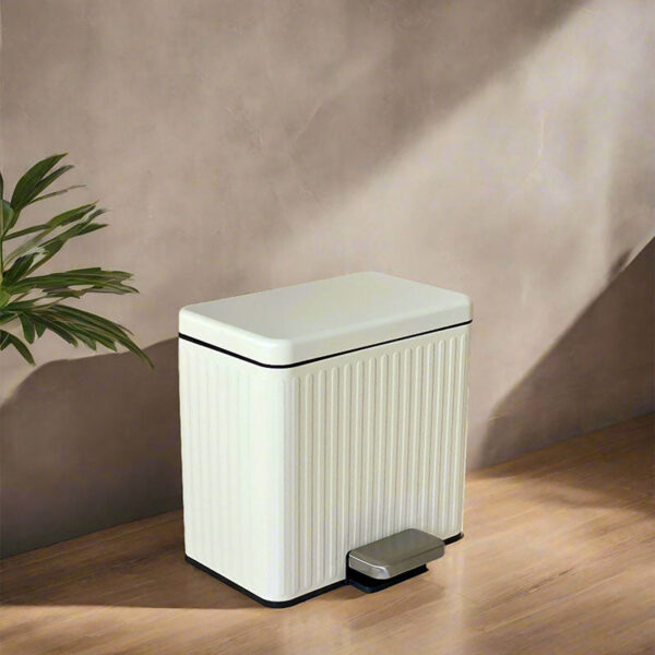 Enduro Metal Dust Bin With Pedal