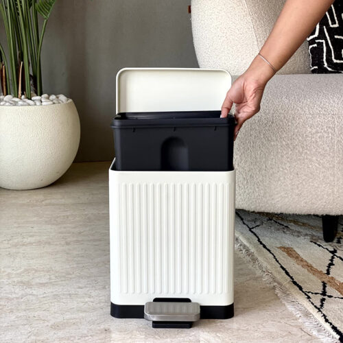 Pierre Metal Dust Bin With Pedal - White