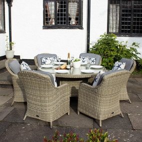 Wentworth 6 Seater Imperial Outdoor Dining Set Wentworth 6 Seater Imperial Outdoor Dining Set